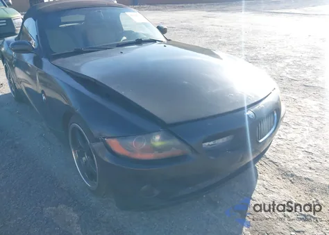 2003 BMW Z4 2.5I from USA, damaged, VIN 4USBT33473LS41745